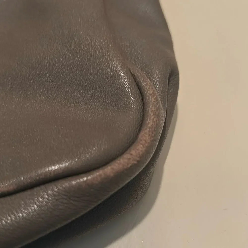 Chloe Vanessa Messenger Bag Gray Leather Minimalist Old Money Classic Purse